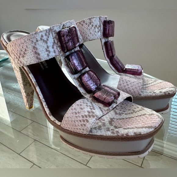 New! Rare Lisa For Donald J Pliner Pink Snakeskin Sandals Shoes 7.5 - Picture 1 of 9